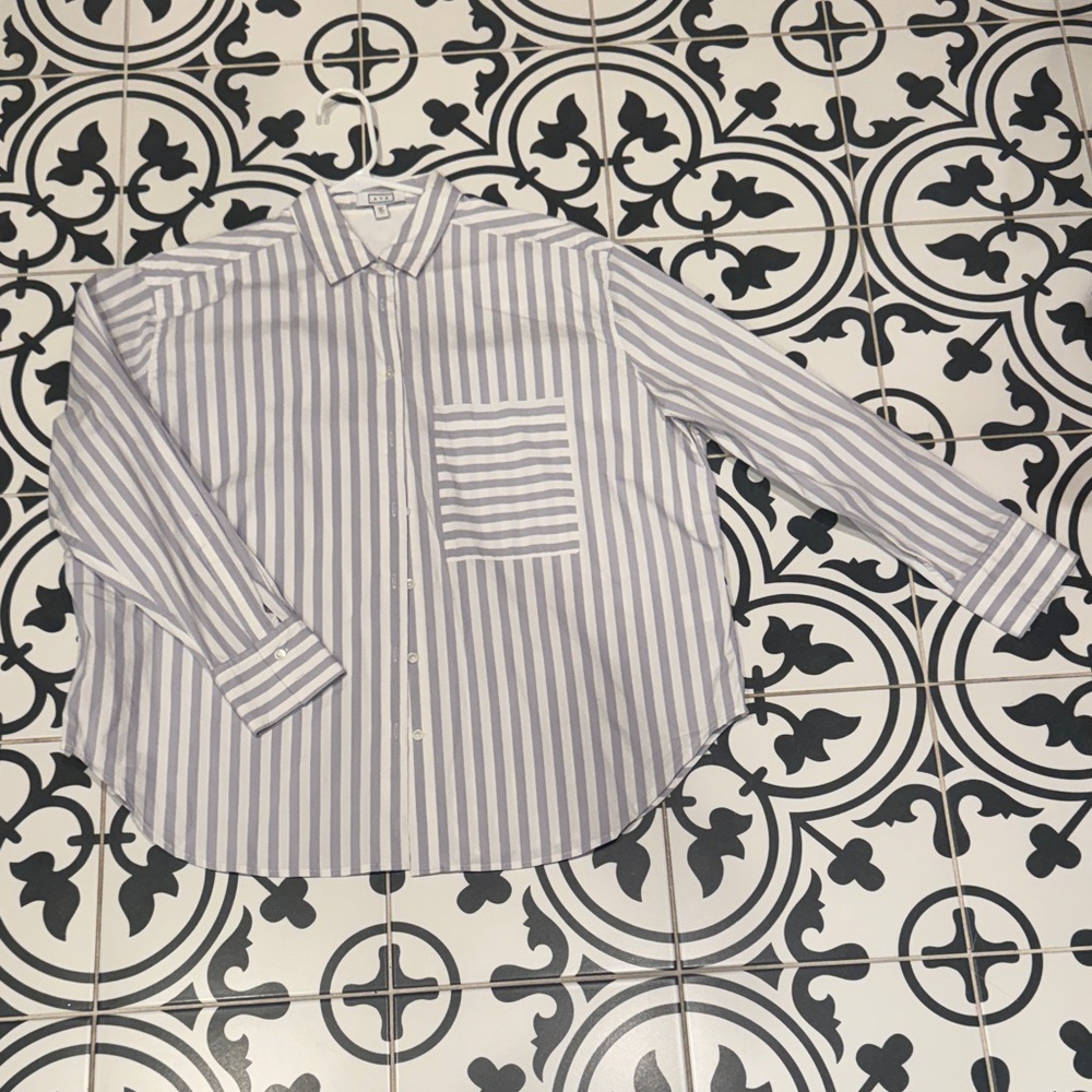 AYR women’s striped button down